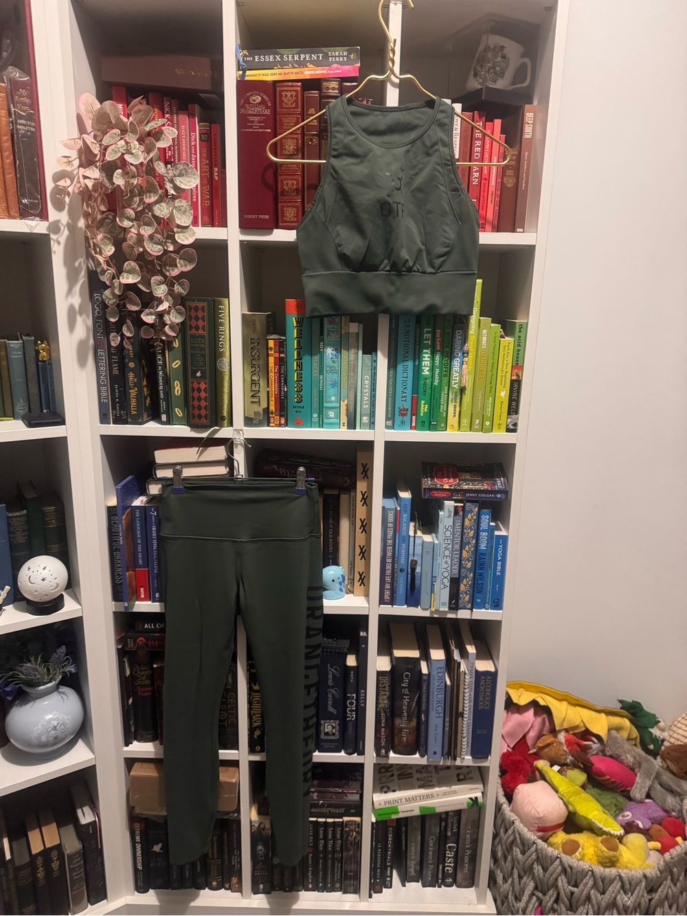 lululemon athletica Olive Green Crop Sports Bra & Leggings Set